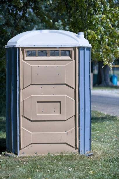 Best Luxury portable toilet rental  in Gages Lake, IL